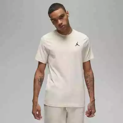 NEW Jordan Graphic 23 Short Sleeve T-Shirt Size Medium DX9597-110 Sail Black • $24.94
