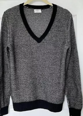 Madewell Wallace Shrunken V-neck Pullover Sweater S Black • $9.95