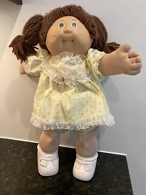 Vintage 1985 Coleco Cabbage Patch Doll--Brown Hair W/ Blue Eyes • $9.99