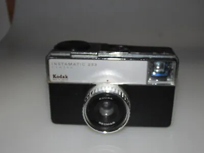 Kodak Instamatic 233 Compact Film Camera + Case - Good Condition - Fully Working • £2.89