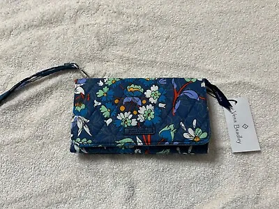 NWT NEW Vera Bradley RFID Smartphone Wristlet Floral Bursts • $24.99