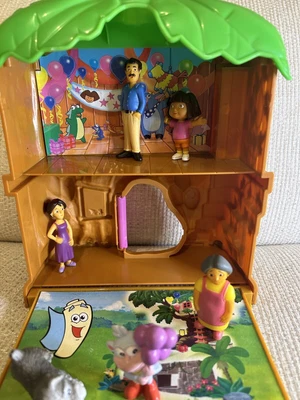 £7.99 • Buy Dora The Explorer Let's Go Adventure Tree House Party Fold Up Playset + Figures