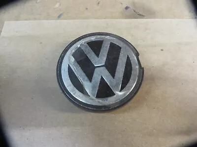 VW VOLKSWAGEN WHEEL CENTER CAP # 6N0601171 SLIGHT Discoloration 55mm • $7.41