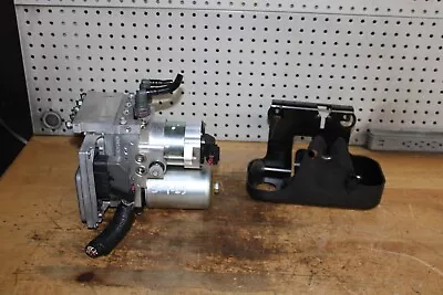 $965 • Buy 08-09 Chevy Tahoe Yukon Hybrid ABS Anti-Lock Brake Pump 25949516 16527711