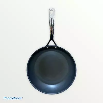 Le Creuset Toughened Non-Stick Shallow Frying Pan  28 Cm Black USED • £103.99