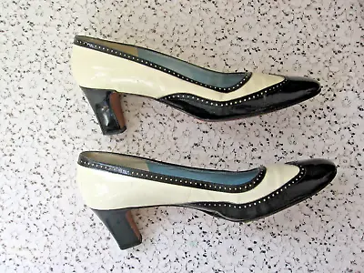 Vintage 1940-50 Black/white 2 Tone Wing Tip Shoes-nierman's For Tall Girls -10aa • $39.31