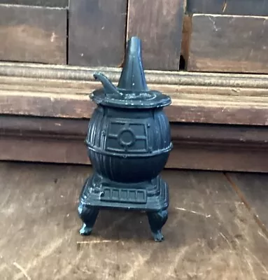 Vintage Cast Iron Mini Pot Belly Stove Figurine  • $36