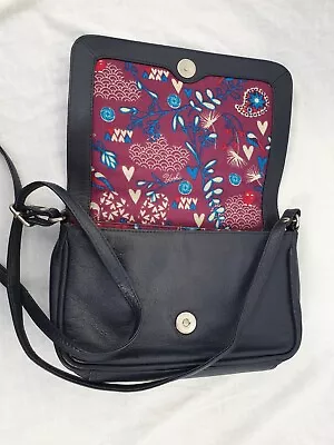 YOSHI Women's Cross Body Navy Leather Bag • £20