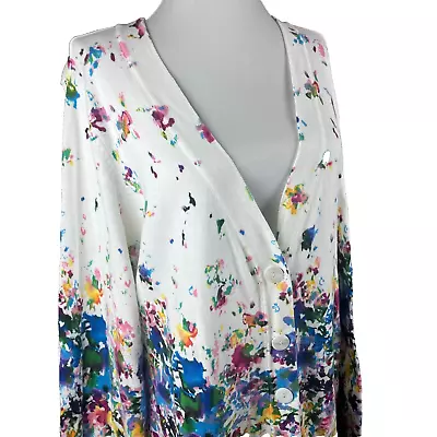 Orvis Women's Cardigan Sweater Size XL White Blue Multi-color Abstract Floral • $26.99