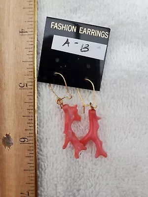 Vintage Branch Coral Earrings A-13 • $25