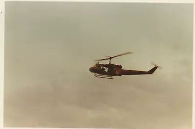 Vietnam PHOTO- Army GI W/176TH ASSAULT HELICOPTER CO At CHU LAI - I CORPS AO #8 • $3.25