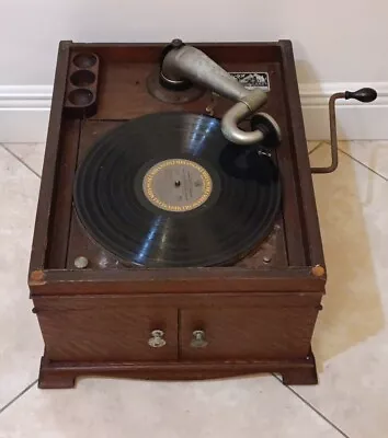 Vtg Victor Victrola VV-IX Phonograph Record Player • $80