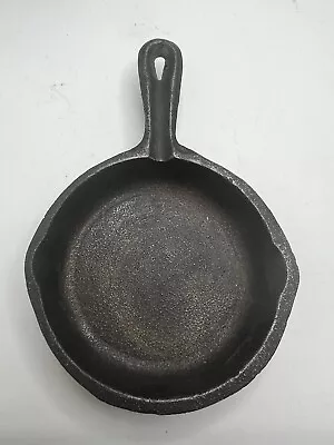 Vintage Little Cast Iron Pan 3.5” Sauce Pot • $12.95