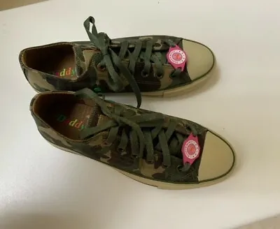 Women Sneakers NEW Daddy's Money Sneakers Military Print Size 7 Women  • $19.88
