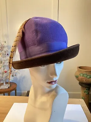 LOVELY VTG MR. JOHN JR. PURPLE WOOL FELT CLOCHE HAT W PHEASANT FEATHER • $14.95