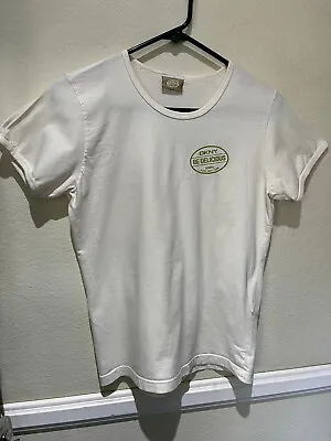 Vintage DKNY BE DELICIOUS Graphics Off-White T-Shirt - Women's Jrs Sz M • $28.50