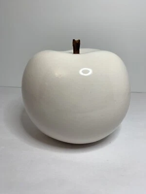 £655.42 • Buy BULL & STEIN Designer Apple Sculpture By Lisa Pappon White BULL&STEIN Brazil