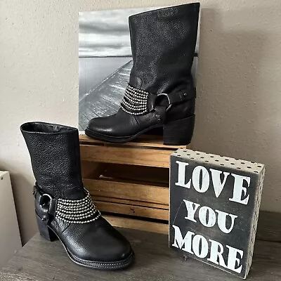 VERA WANG Natasha Black Leather Harness PullOn Ankle Boots 6.5/37 PreOwned EUC • $31.50