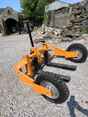 Rough Terrain Pallet Truck • £250