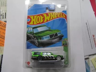 Hot Wheels - 2023 SUPER TREASURE HUNT - Green VOLVO 240 DRIFT WAGON In Protector • $31.99