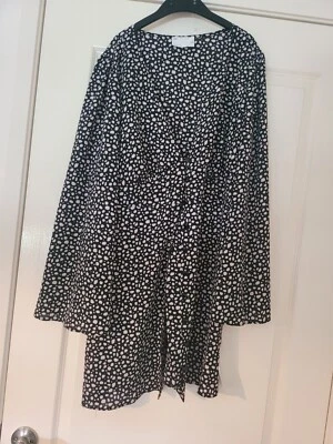 $20 • Buy Asos Dress UK 16
