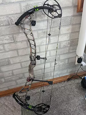 Bowtech Prodigy Compound Bow - R.H. Draw 60-70lbs 32  ATA DL 25-30.5  • $425