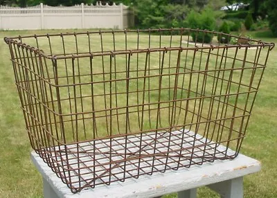 Vintage Rusty Rectangular Wire Metal Shopping Basket Storage Bin Garden Antique • $19.95