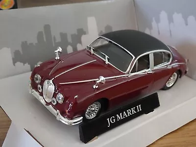 Cararama Inspector Morse Jaguar Mk2 Burgundy & Black Car Model 4-16741 1:43 • £25.49