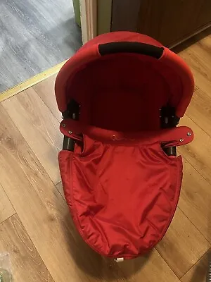 Quinny Buzz Dreami Carrycot Red With Raincover And Matress And Cover • £29.50