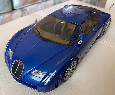 1/18 Autoart Bugatti EB 18.3 Chiron - Blue • $179