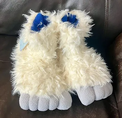 White Monster Furry Claw Slippers - Cat & Jack™ 2T - 3T Yeti Wild Toddler Feet • $12.99