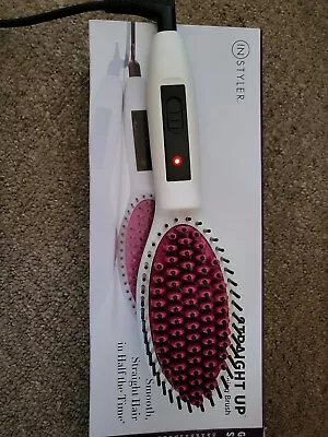 Hair Straightening Brush  • £10