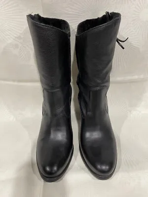 New UGG Lynda Black Boots Sz 9 • $89