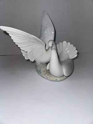 Vintage Rare Lladro  Love Nest  6291 Two Doves Interlocked Large Figurine 1995 • $100