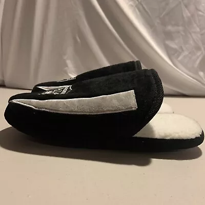 NFL Raiders Team  Slippers Slip On House Shoes Foco Mens Small Size 7-8 [I7] • $22.99