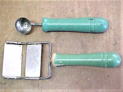 Two Vintage Green Wooden Handled Kitchen Utensils • $7.50