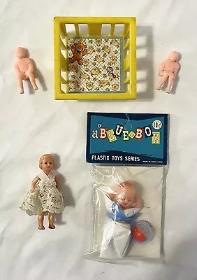 Lot Of 5 Vintage 1970s Dollhouse Children Babies & Playpen • $9.99