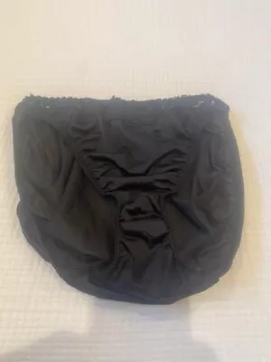 Vintage Maidenform Panty Fashion Time Black Size 7 • $14.99