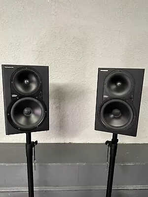 PAIR Of Mackie HR824 High Resolution Studio Monitors Speakers Beautiful . • $579.99