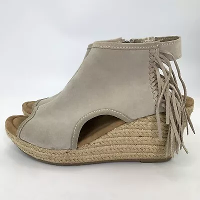 $29.77 • Buy Minnetonka Light Tan Suede/Leather Ankle Fringed Wedge Sandals Zips SZ 9
