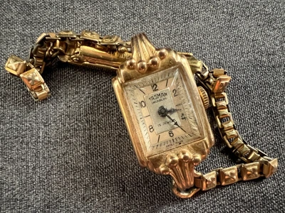 $125 • Buy Vintage Mechanical Tasman 9CT Ladies Wrist Watch