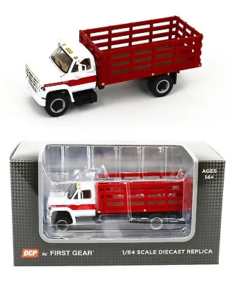 NEW 2021 1:64 DCP *WHITE & RED* GMC 6500 Tandem-Axle STAKEBED TRUCK NIB • $44.99