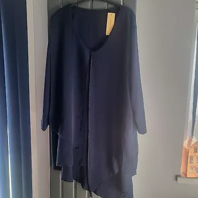 Long Line Flowing Navy Blue Top Size 20/22/24 • £0.99