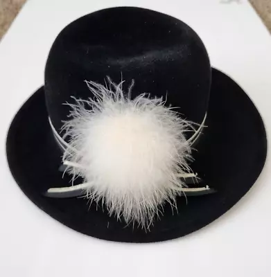 Betmar Of New York Womens Wool Hat With Band And With White Feather-Black- NICE  • $15.99