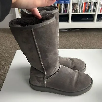 Ugg Women’s Classic Tall II Gray Boots Size 8 • $45