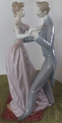 $124.78 • Buy LLADRO Anniversary Waltz Dance Figurine #1372 Matte Vintage