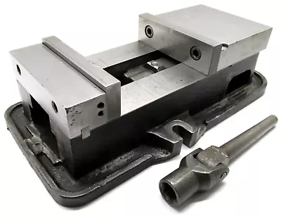 KURT ANGLOCK 6  MILLING MACHINE VISE W/ JAWS & HANDLE - #D60 • $299.99