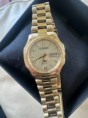 Mens Citizen Vintage Gold Watch • $50
