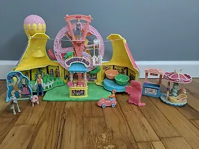 Vintage Fisher Price Sweet Streets Country Fair Family  2002 • $19.99