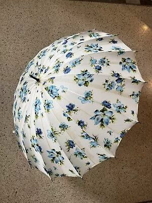 VTG Umbrella Floral With Wood Handle 32  • $50